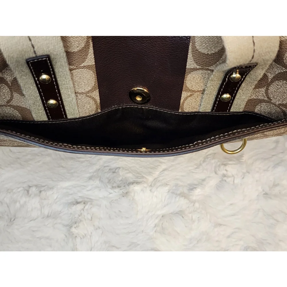 Coach Signature Canvas Satchel in Khaki/Brown